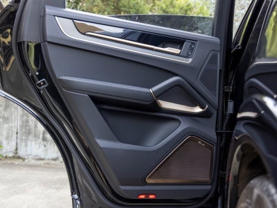 2025 Porsche Cayenne Cayenne GTS Coupe