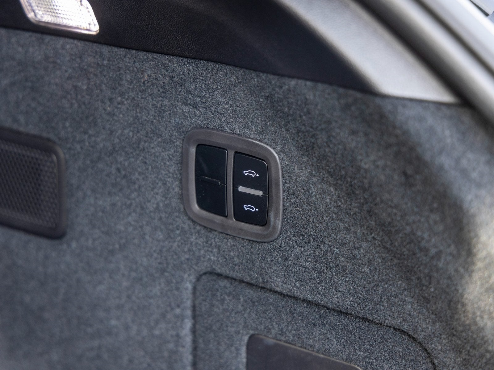 2025 Porsche Cayenne Cayenne GTS Coupe