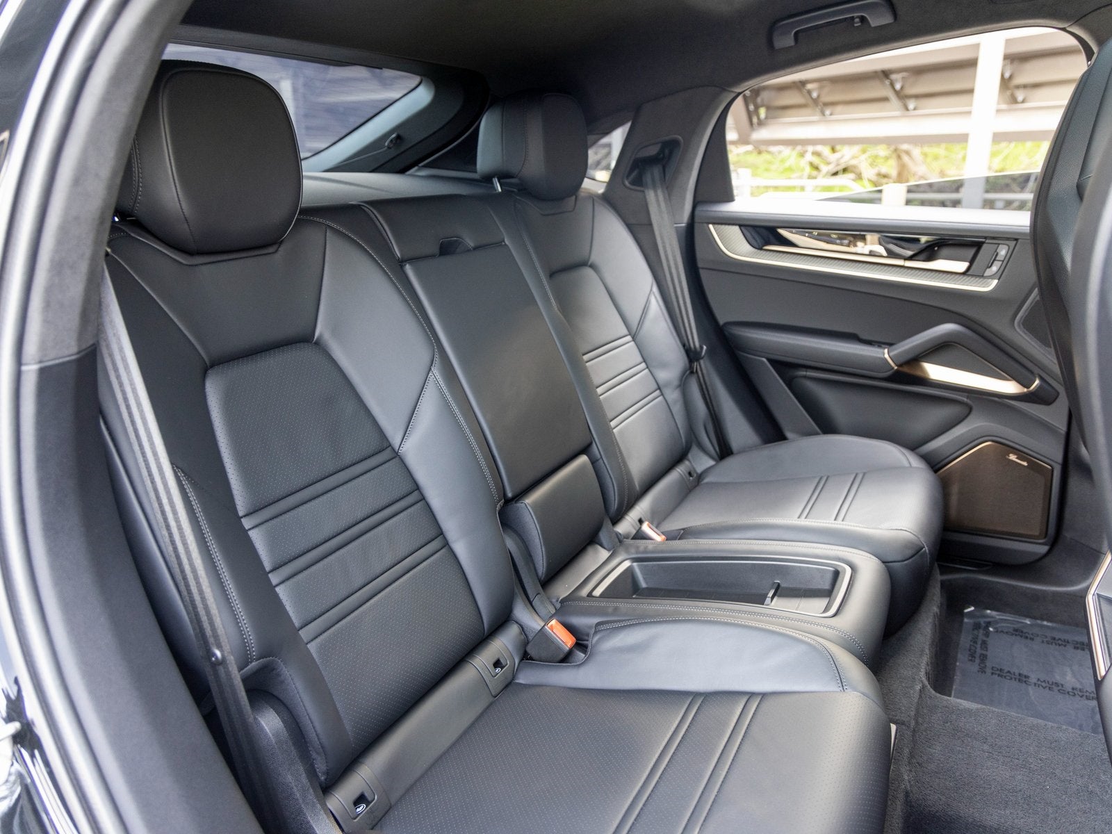 2025 Porsche Cayenne Cayenne GTS Coupe