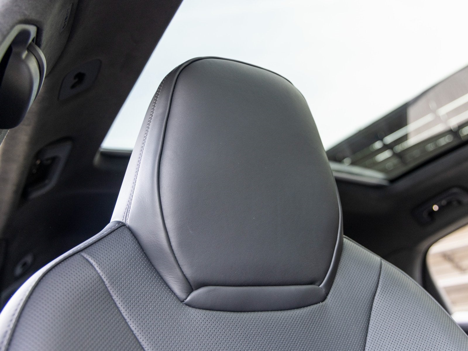 2025 Porsche Cayenne Cayenne GTS Coupe