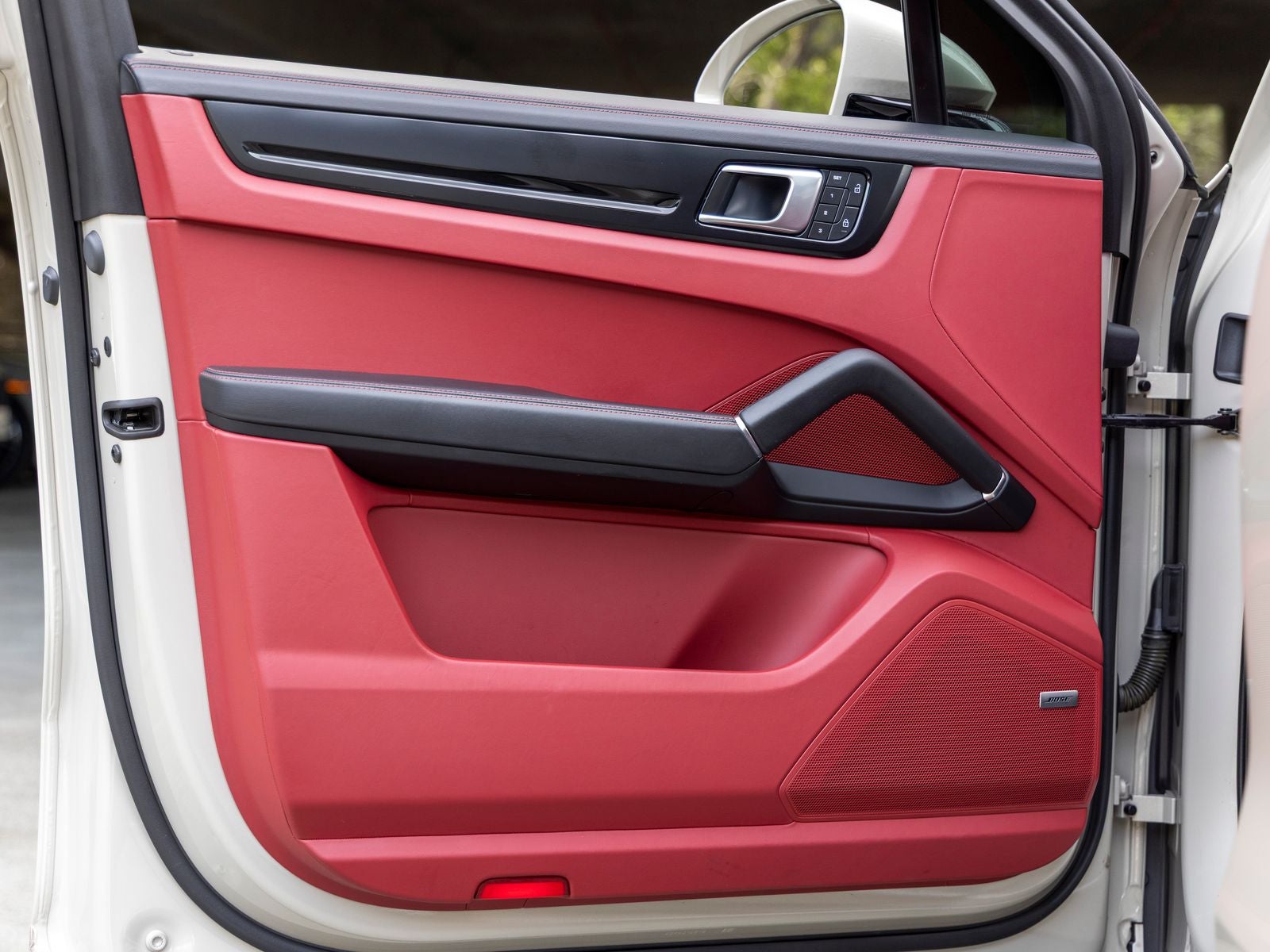 2023 Porsche Cayenne Cayenne GTS Coupe