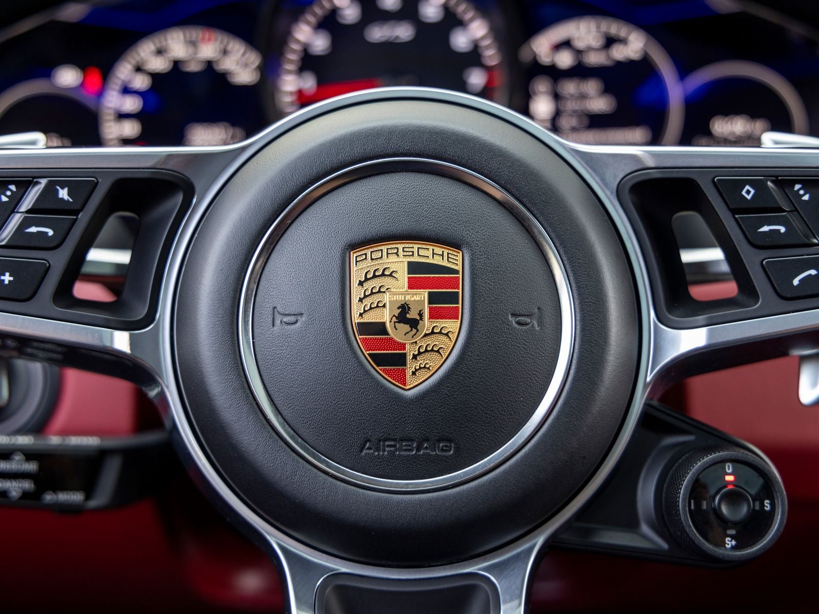 2023 Porsche Cayenne Cayenne GTS Coupe