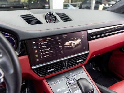 2023 Porsche Cayenne Cayenne GTS Coupe