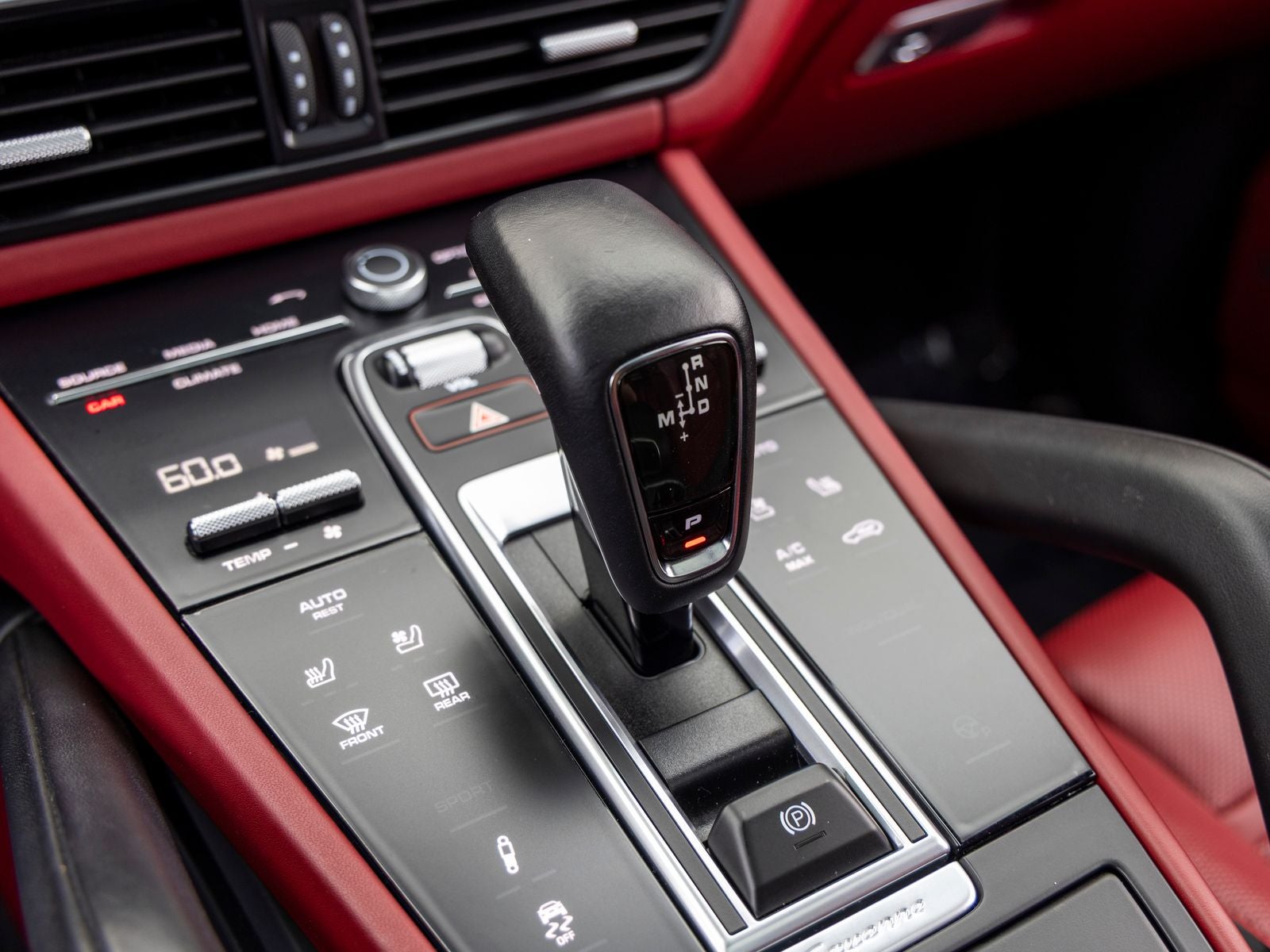 2023 Porsche Cayenne Cayenne GTS Coupe