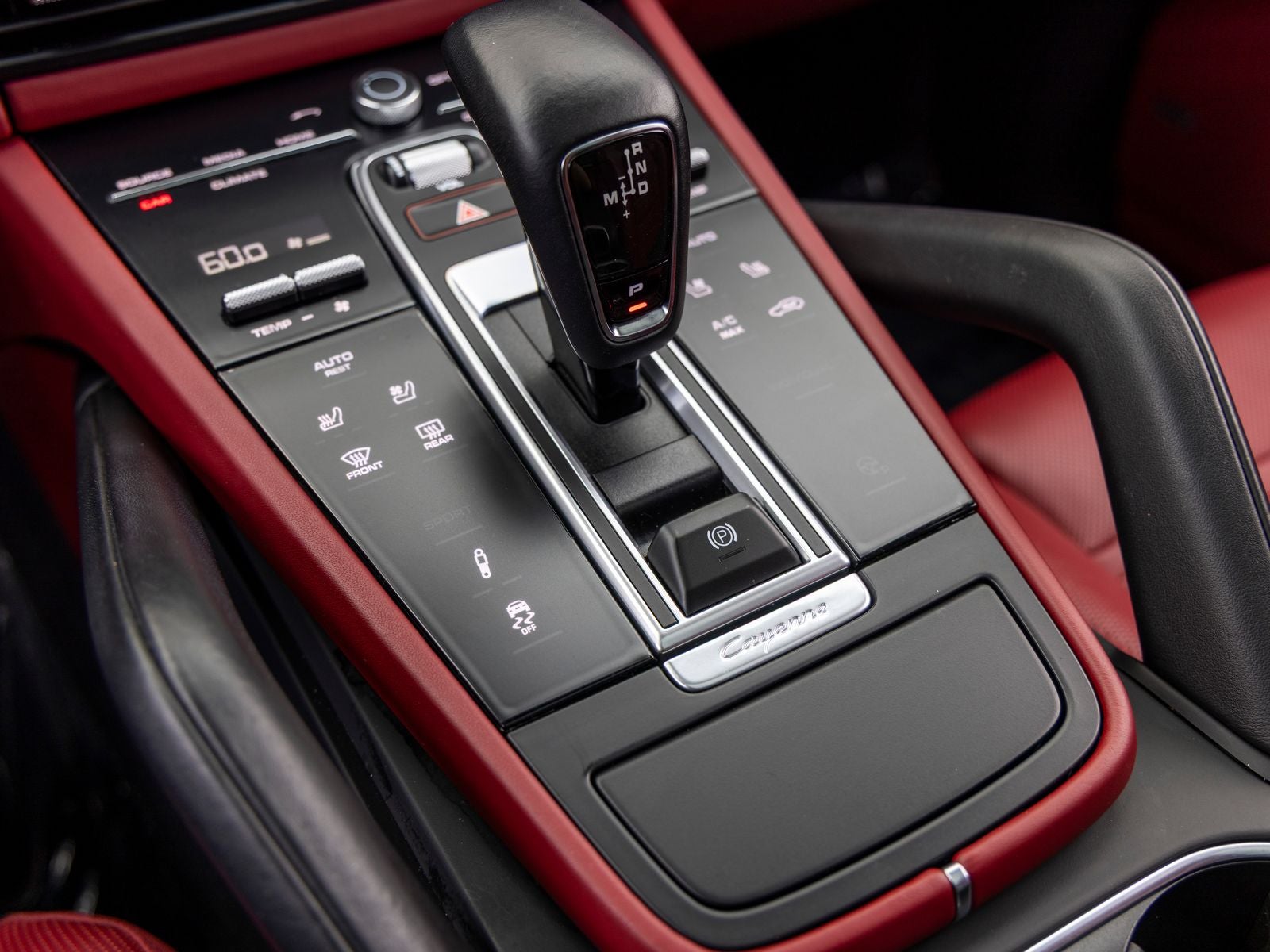 2023 Porsche Cayenne Cayenne GTS Coupe