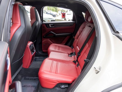 2023 Porsche Cayenne Cayenne GTS Coupe