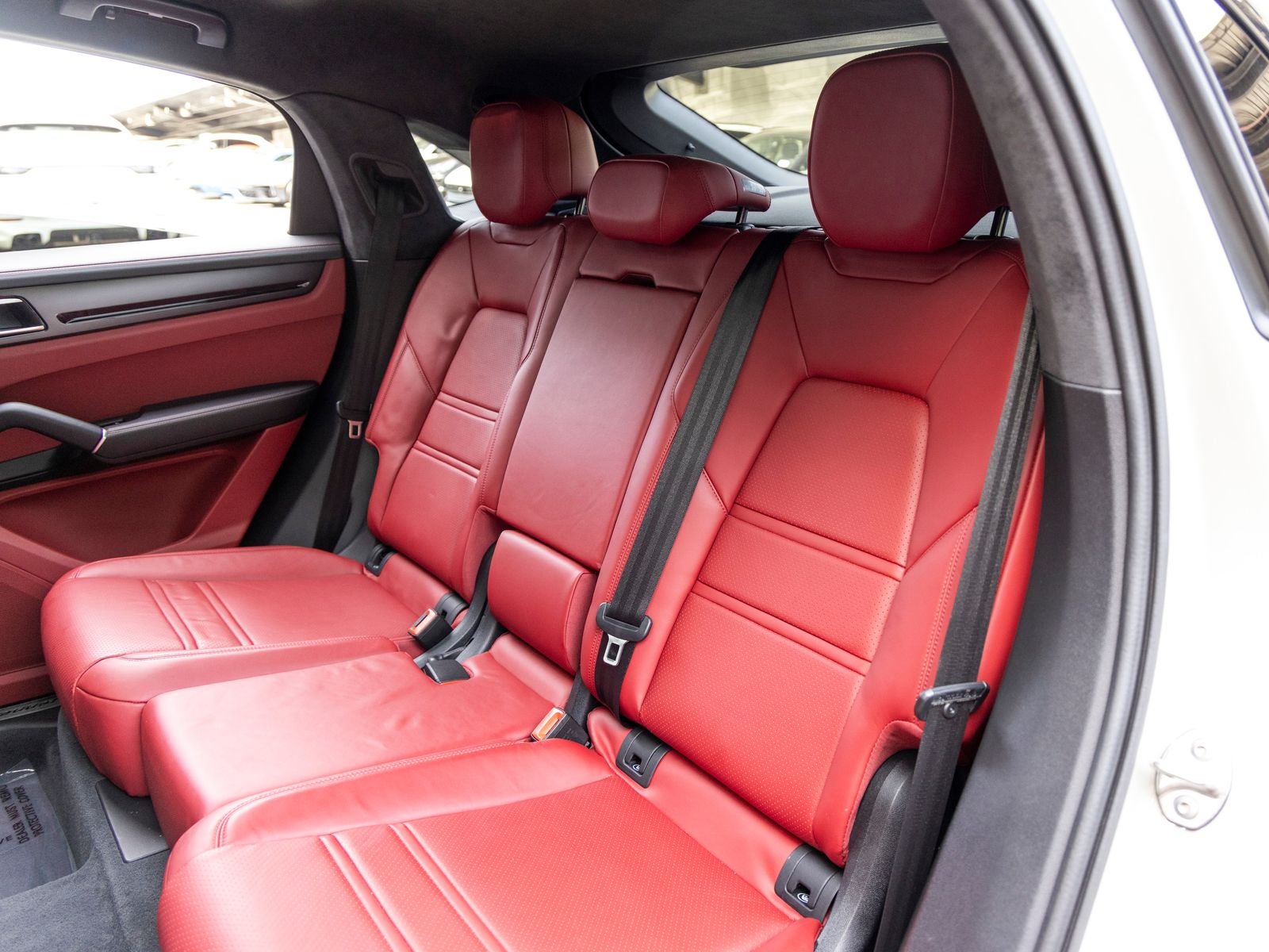 2023 Porsche Cayenne Cayenne GTS Coupe