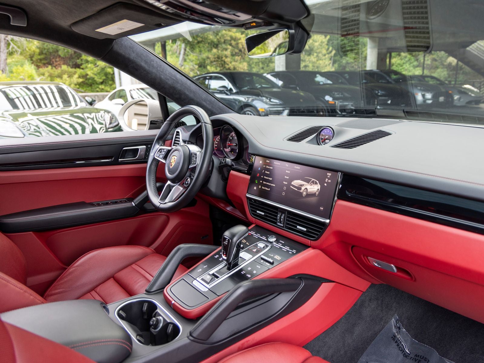 2023 Porsche Cayenne Cayenne GTS Coupe