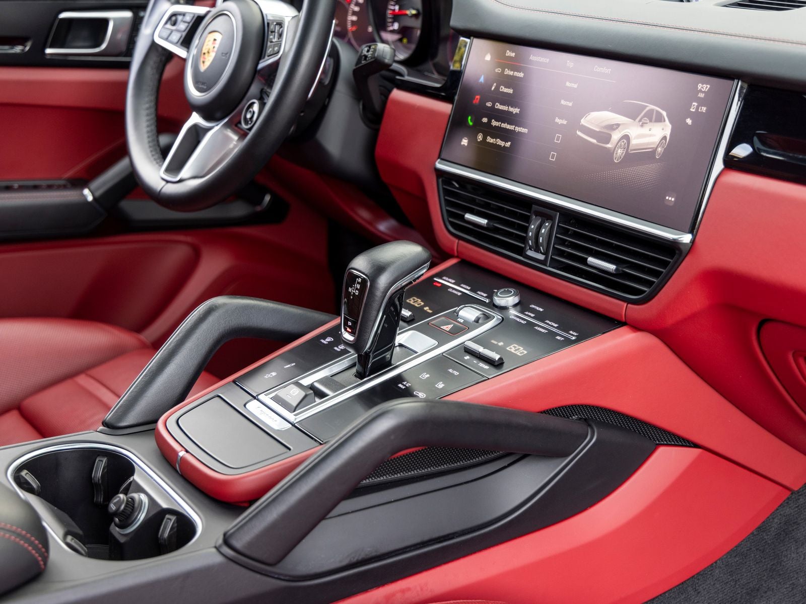 2023 Porsche Cayenne Cayenne GTS Coupe