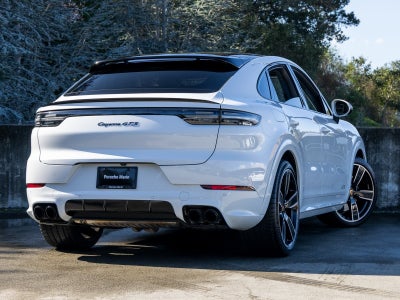2023 Porsche Cayenne Cayenne GTS Coupe