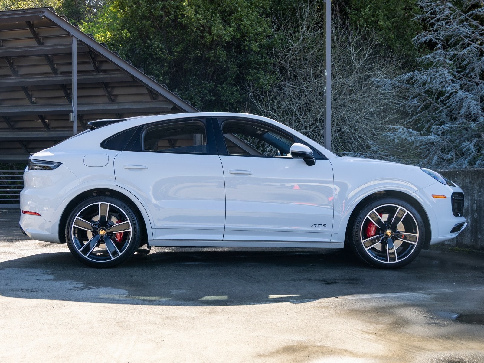 2023 Porsche Cayenne Cayenne GTS Coupe