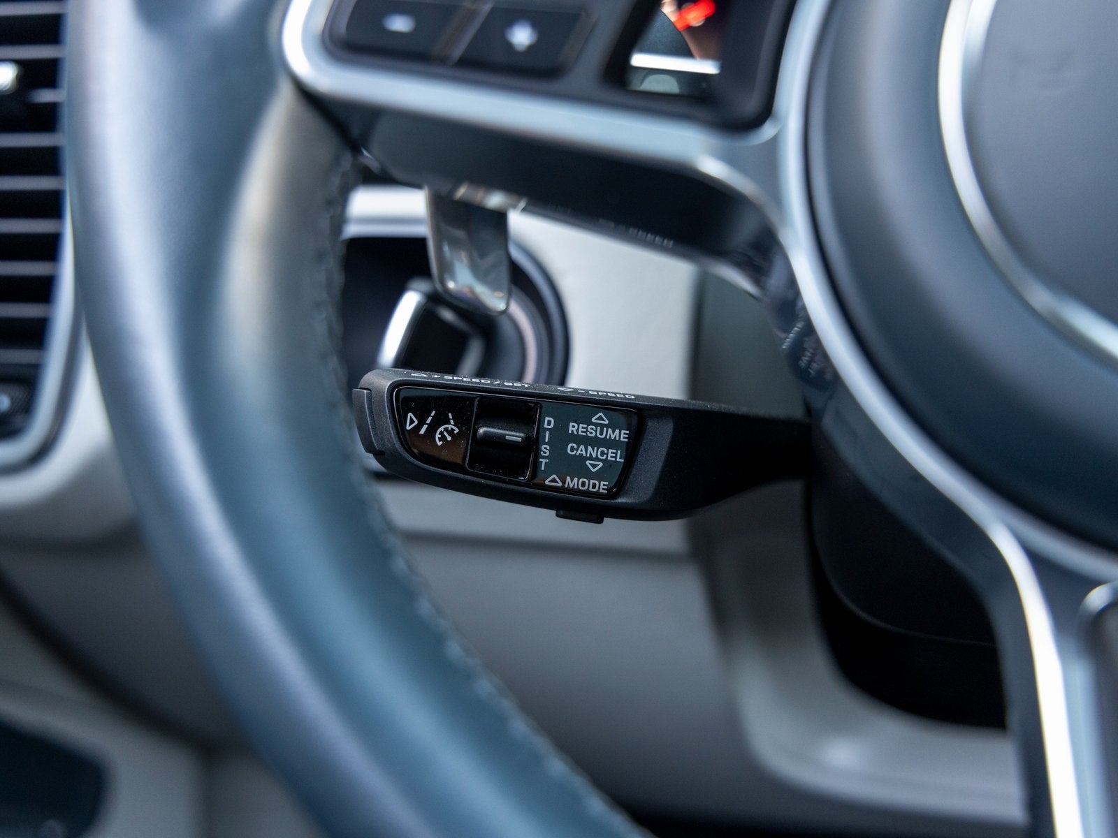 2023 Porsche Cayenne Cayenne GTS Coupe