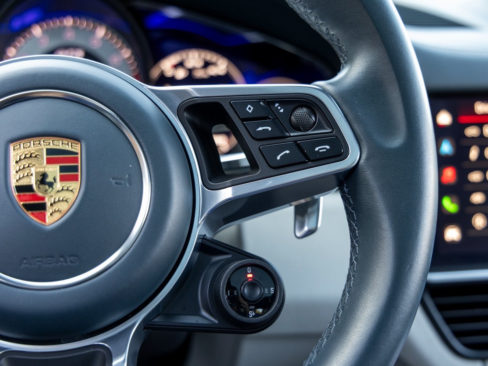 2023 Porsche Cayenne Cayenne GTS Coupe