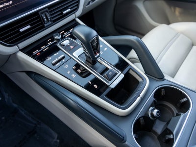 2023 Porsche Cayenne Cayenne GTS Coupe