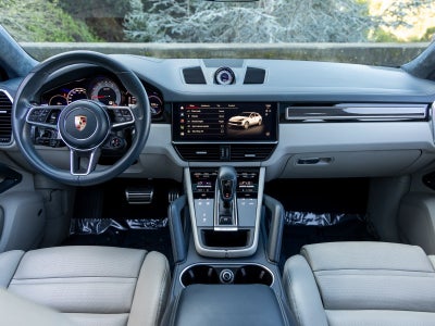 2023 Porsche Cayenne Cayenne GTS Coupe