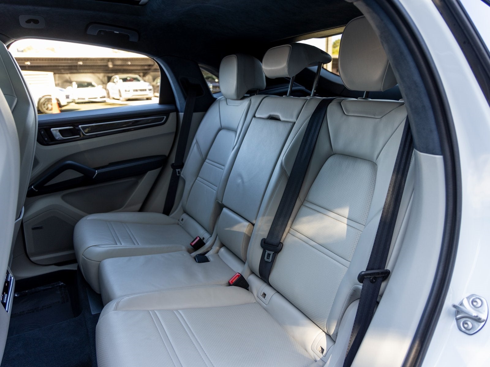 2023 Porsche Cayenne Cayenne GTS Coupe