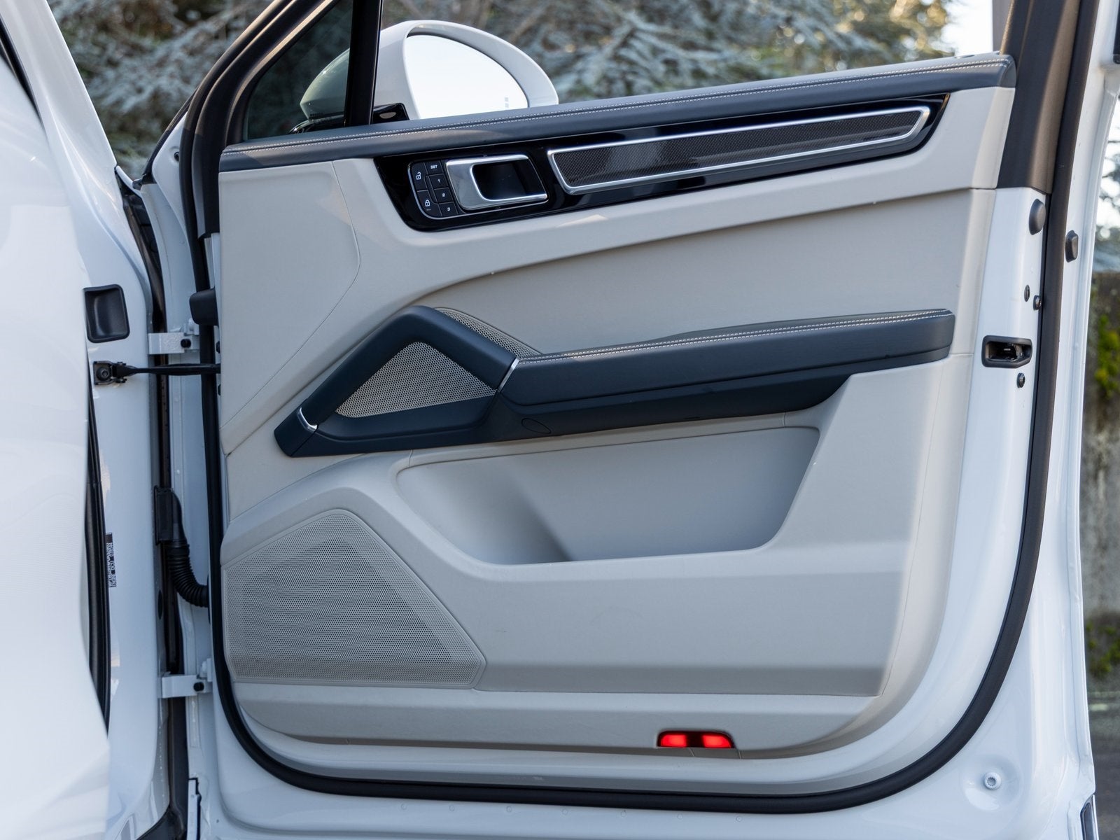 2023 Porsche Cayenne Cayenne GTS Coupe