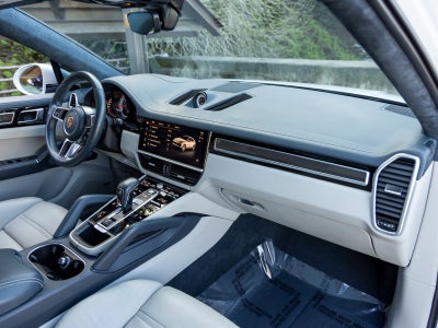 2023 Porsche Cayenne Cayenne GTS Coupe