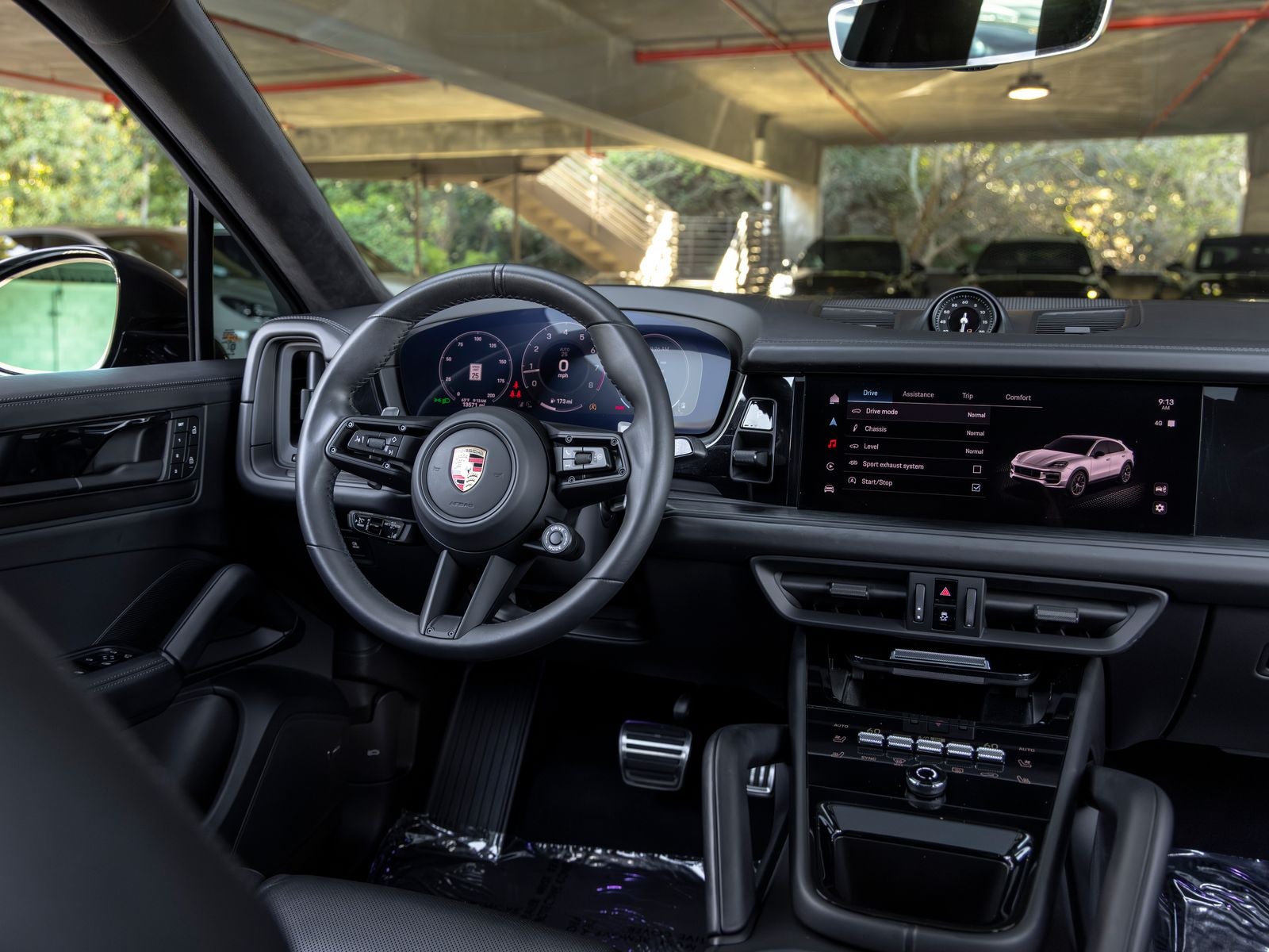 2025 Porsche Cayenne GTS Coupe