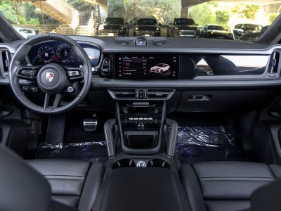 2025 Porsche Cayenne GTS Coupe