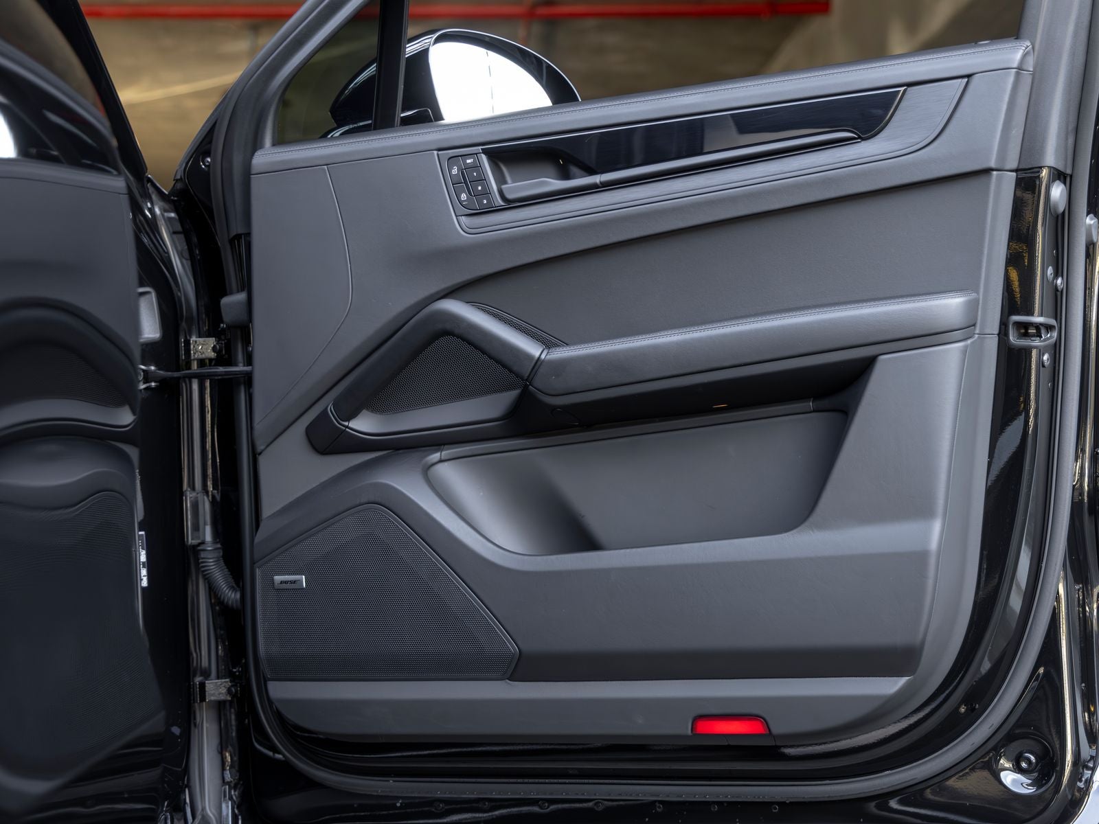 2025 Porsche Cayenne GTS Coupe