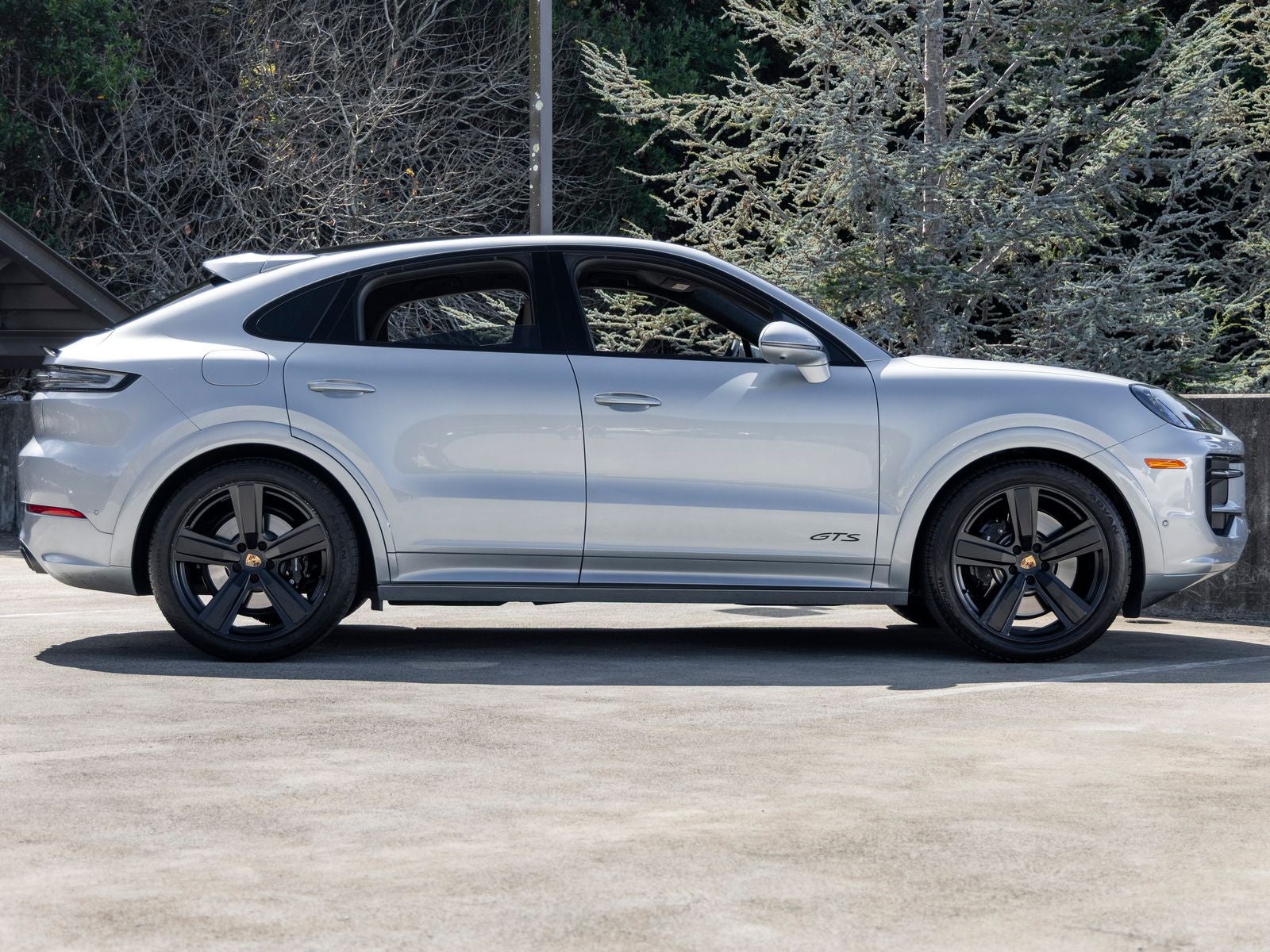 2025 Porsche Cayenne Cayenne GTS Coupe