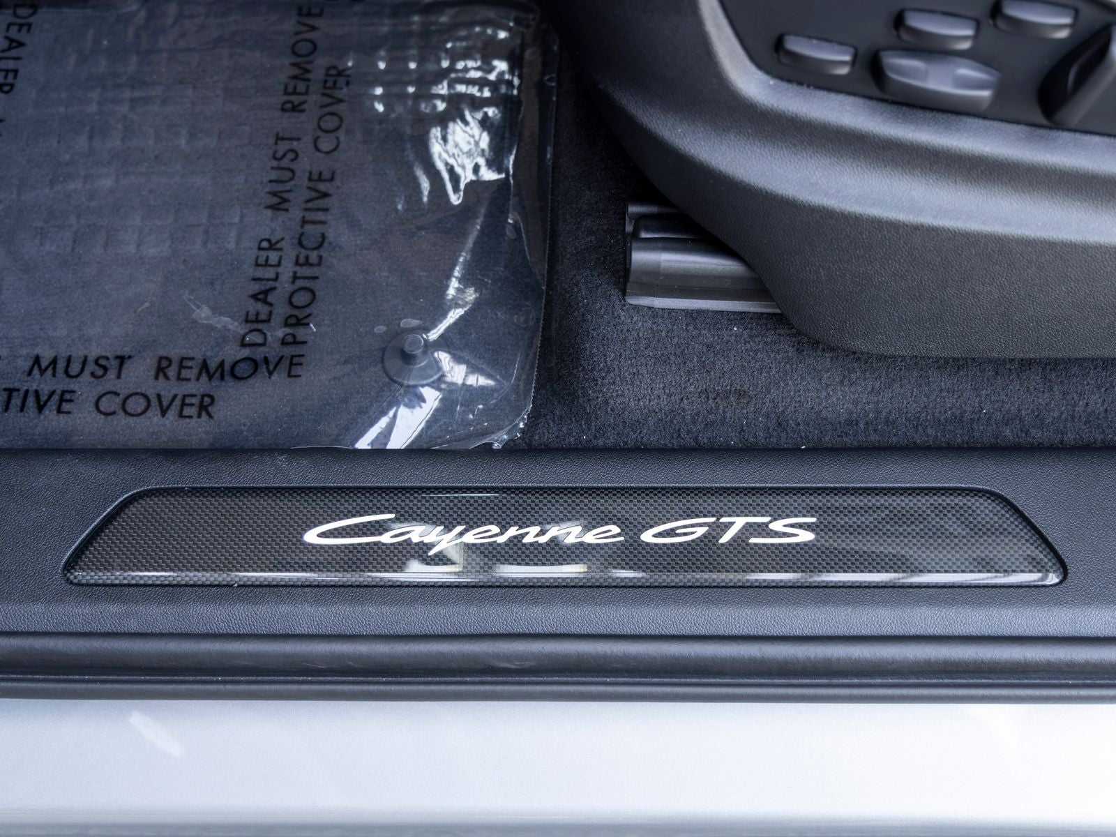 2025 Porsche Cayenne Cayenne GTS Coupe