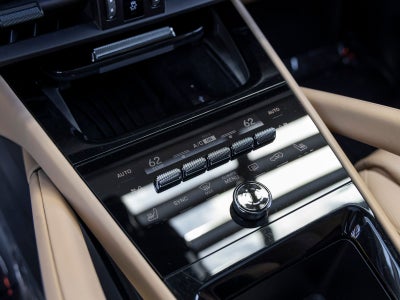 2025 Porsche Cayenne Cayenne GTS Coupe