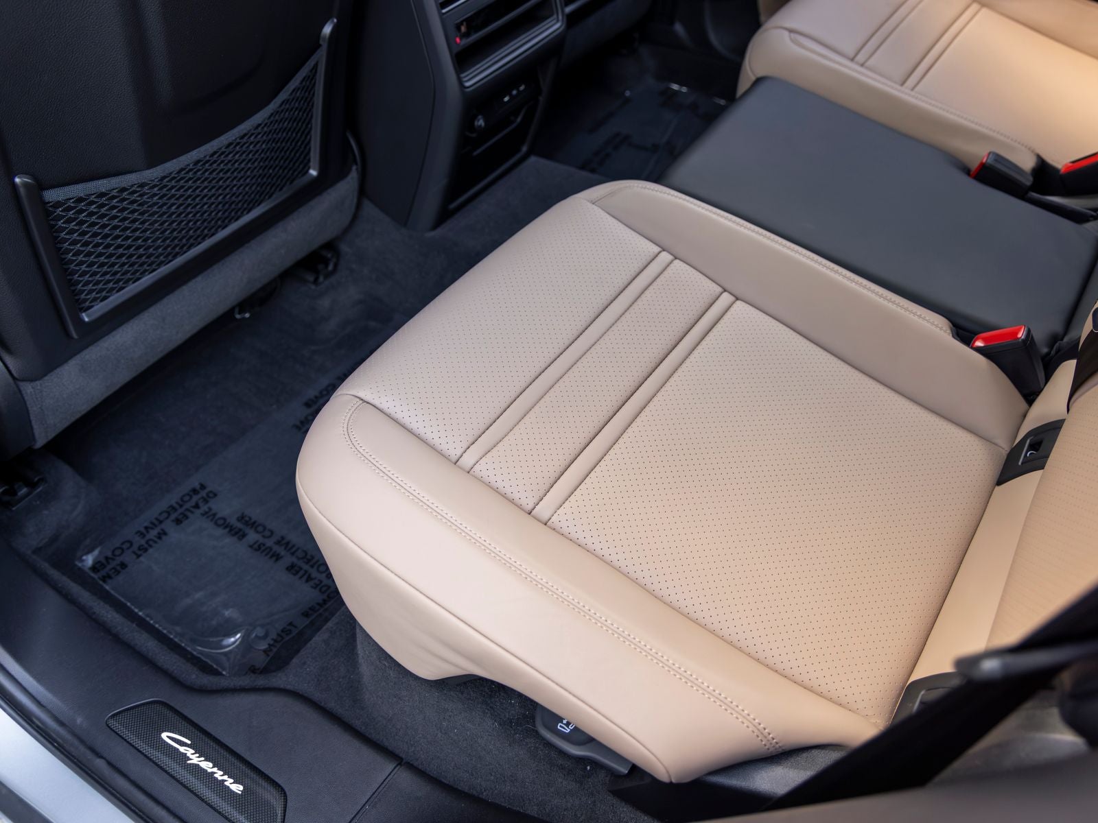 2025 Porsche Cayenne Cayenne GTS Coupe