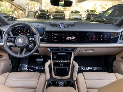 2025 Porsche Cayenne Cayenne GTS Coupe