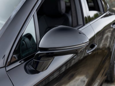 2025 Porsche Cayenne Cayenne GTS Coupe