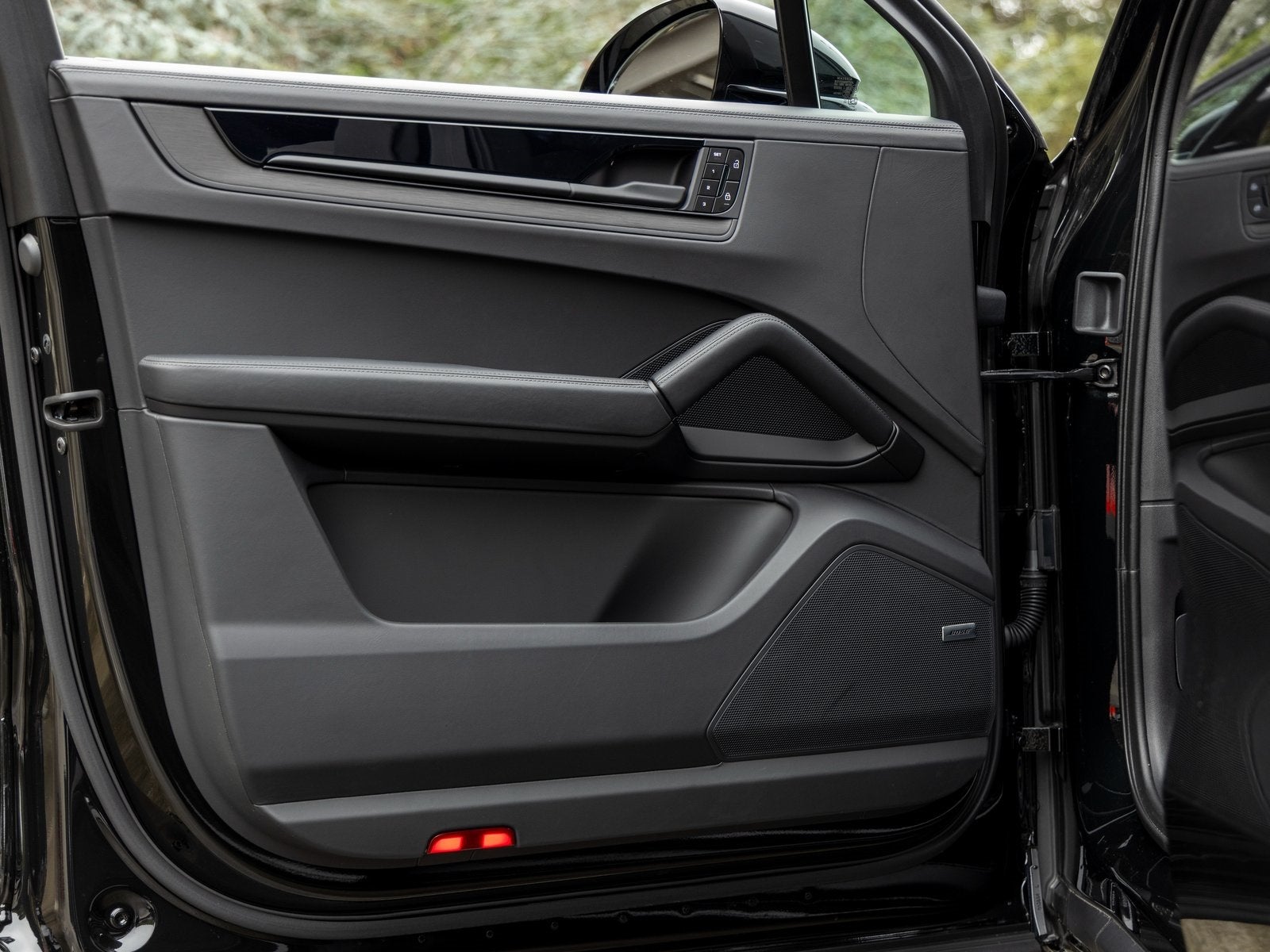 2025 Porsche Cayenne Cayenne GTS Coupe