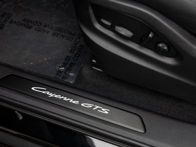 2025 Porsche Cayenne Cayenne GTS Coupe