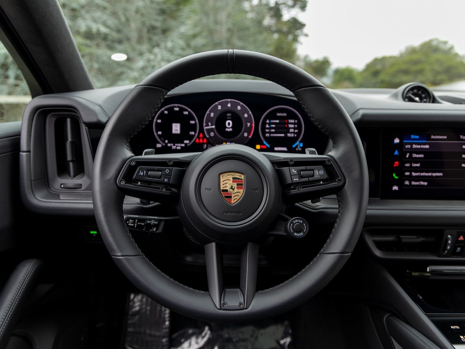 2025 Porsche Cayenne Cayenne GTS Coupe