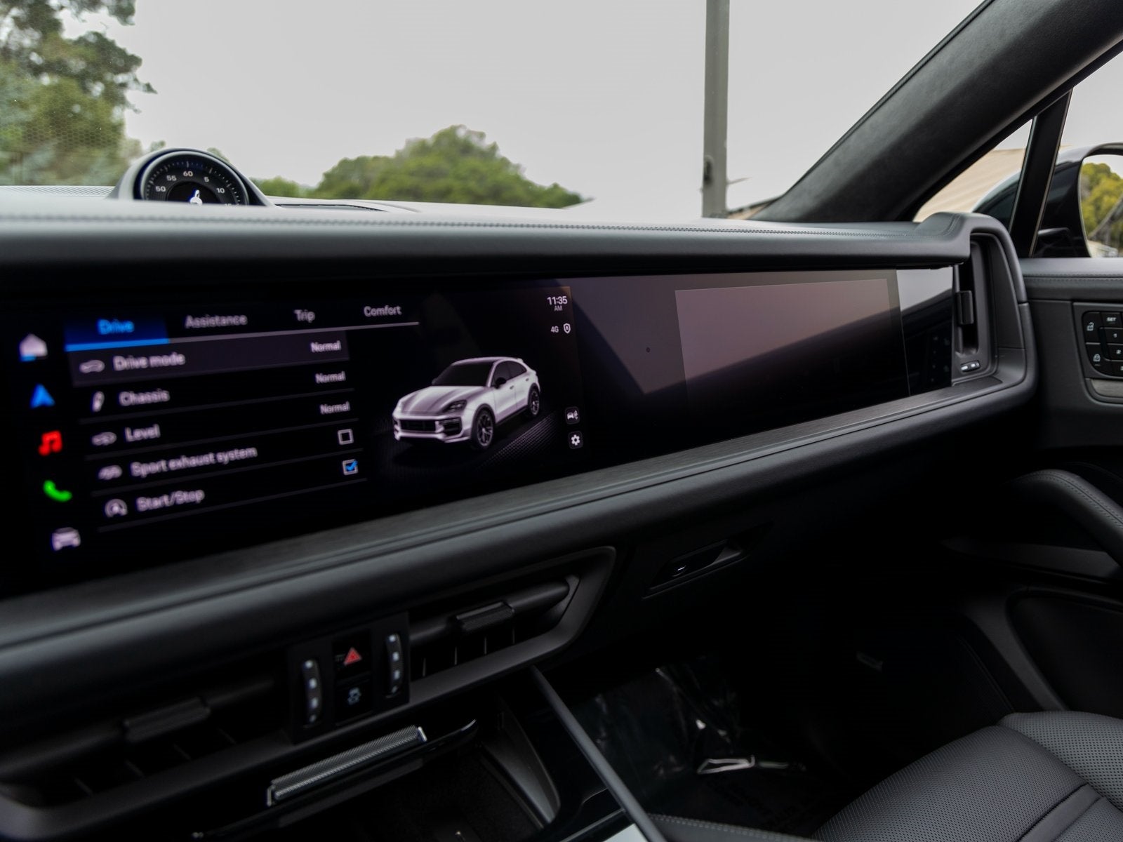 2025 Porsche Cayenne Cayenne GTS Coupe