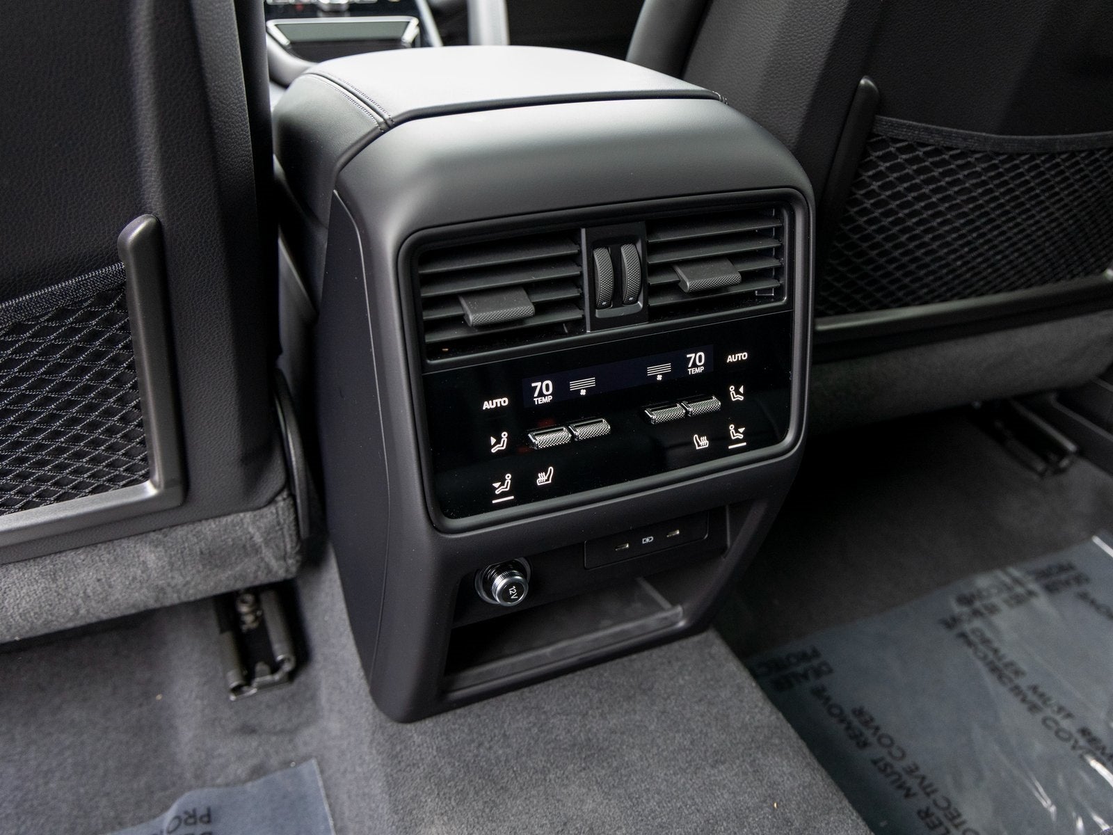 2025 Porsche Cayenne Cayenne GTS Coupe