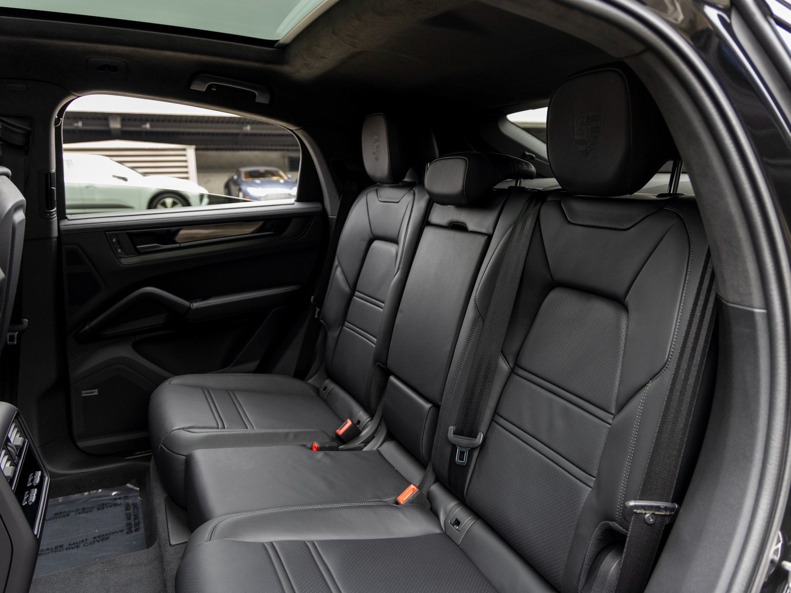 2025 Porsche Cayenne Cayenne GTS Coupe