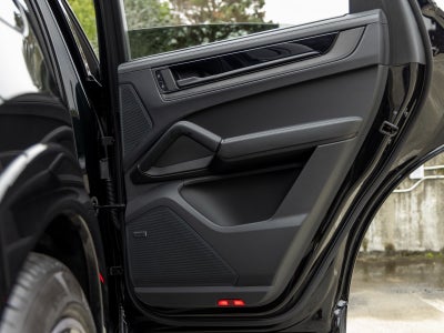 2025 Porsche Cayenne Cayenne GTS Coupe