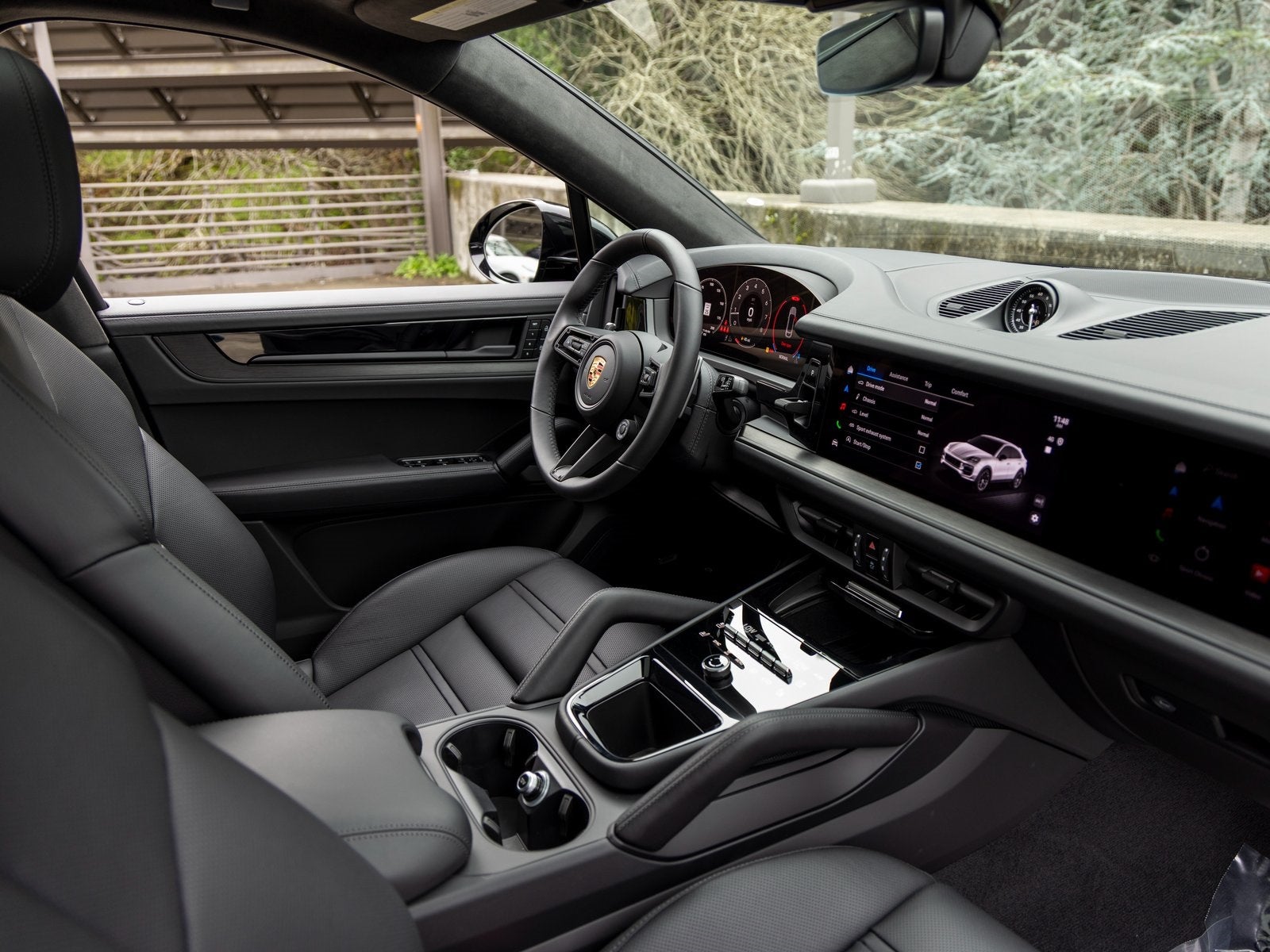 2025 Porsche Cayenne Cayenne GTS Coupe