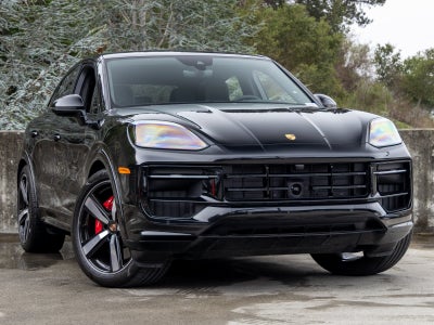 2025 Porsche Cayenne Cayenne GTS Coupe