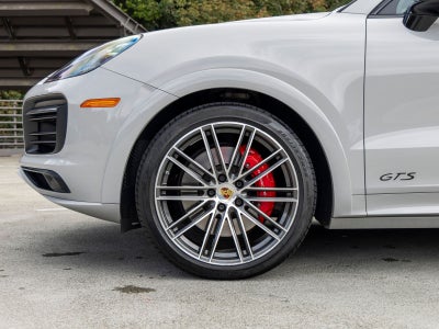 2021 Porsche Cayenne GTS Coupe