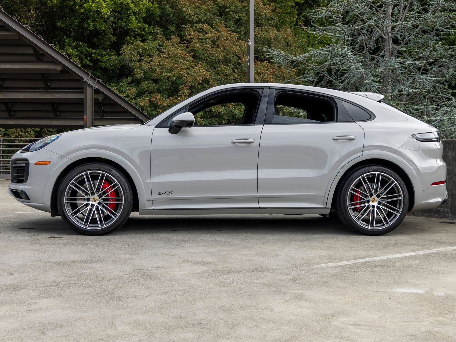 2021 Porsche Cayenne GTS Coupe