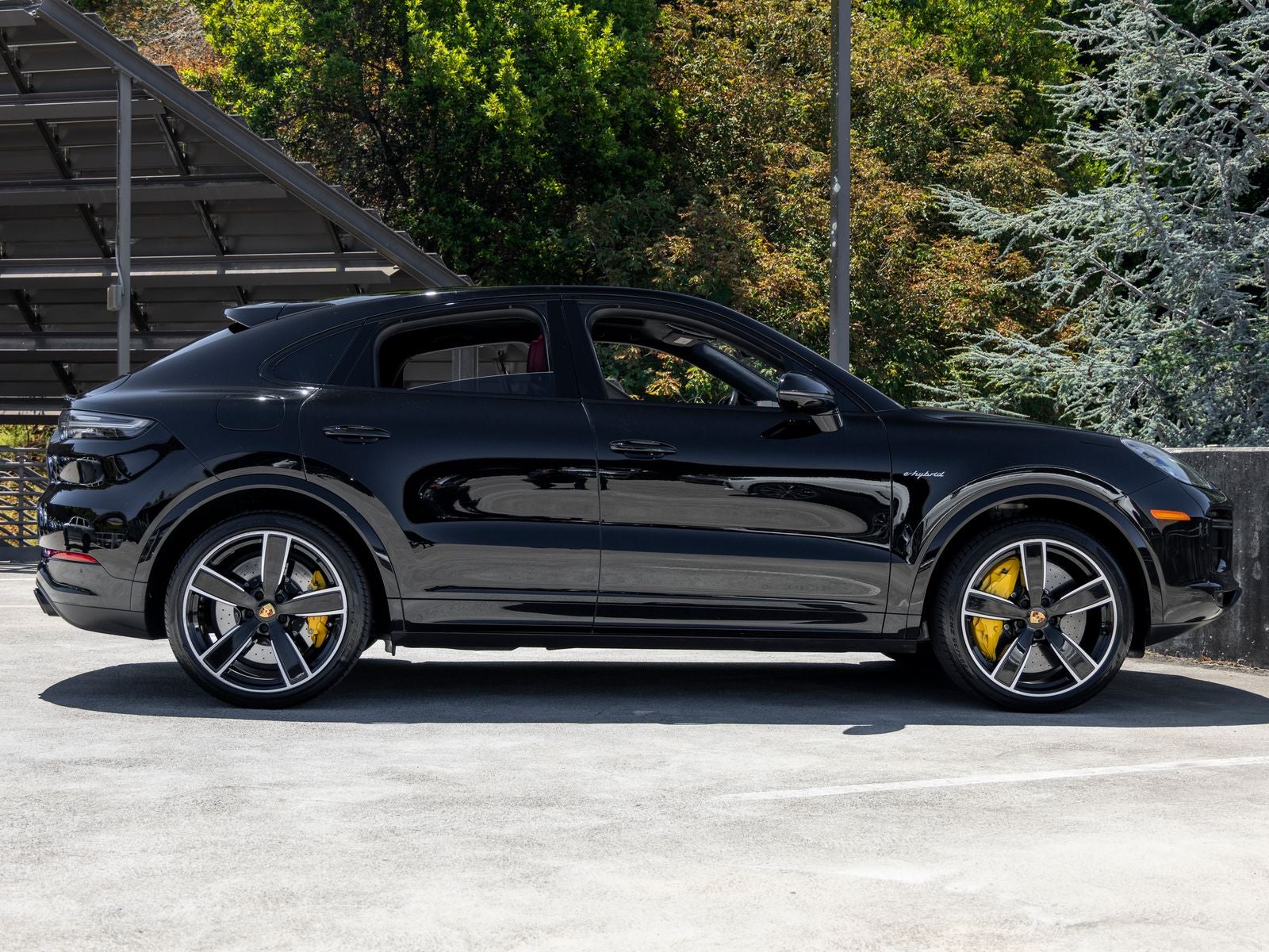 2022 Porsche Cayenne Cayenne Turbo S E-Hybrid Coupe
