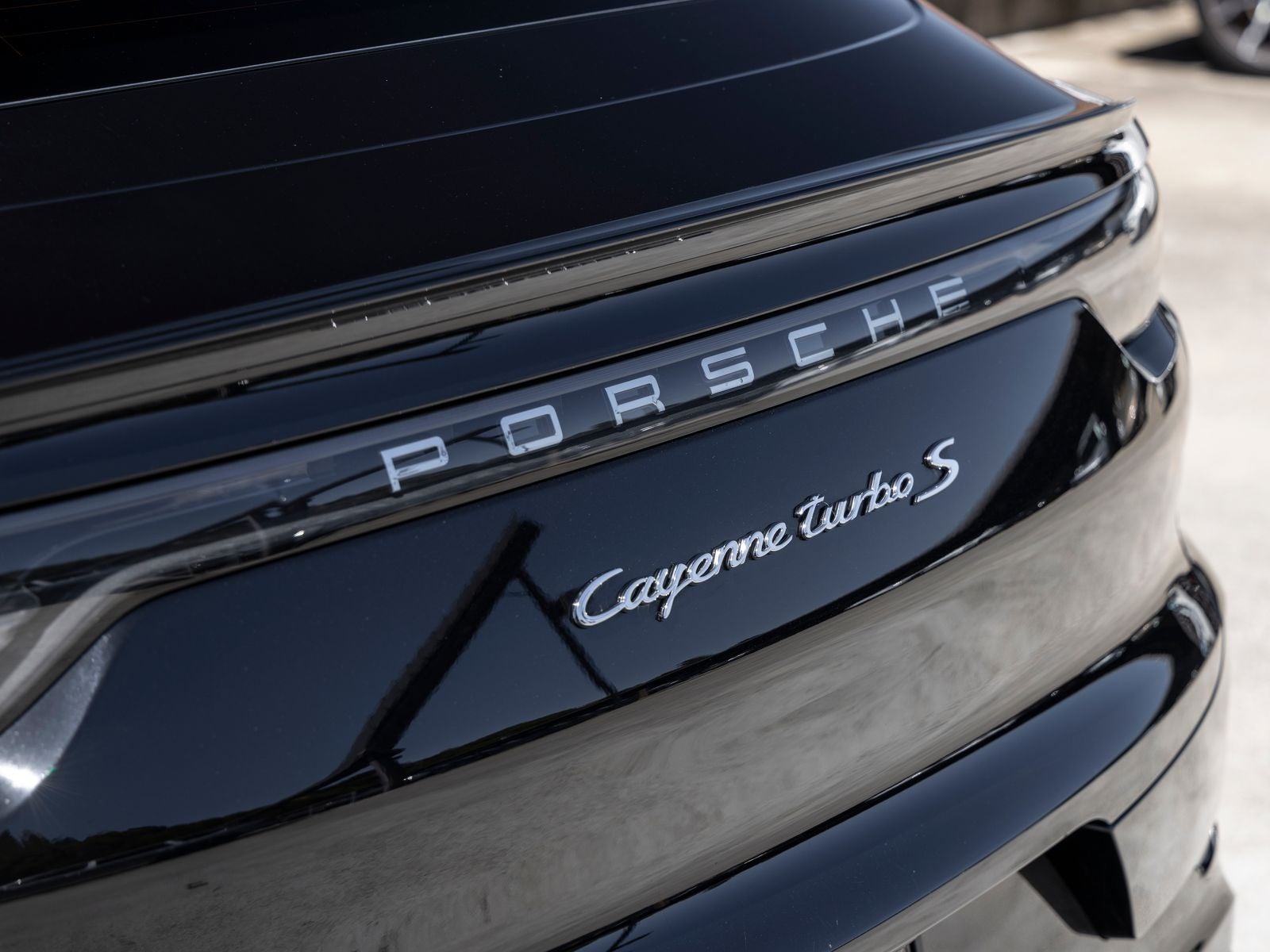 2022 Porsche Cayenne Cayenne Turbo S E-Hybrid Coupe