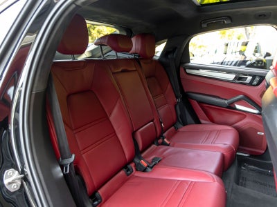 2022 Porsche Cayenne Cayenne Turbo S E-Hybrid Coupe
