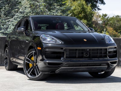 2022 Porsche Cayenne Cayenne Turbo S E-Hybrid Coupe