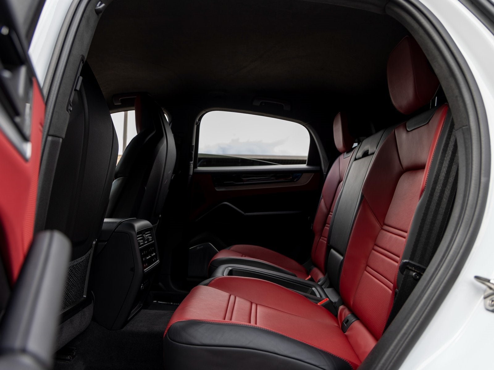 2024 Porsche Cayenne Cayenne Turbo GT