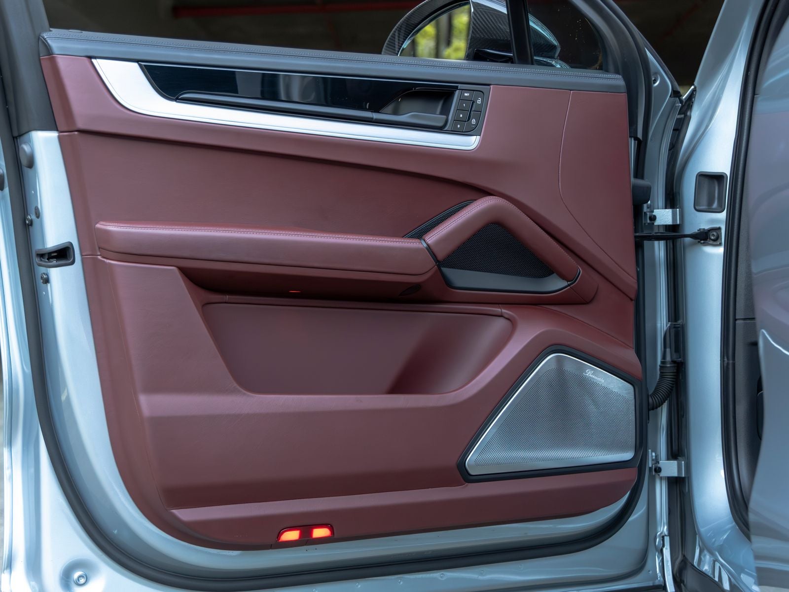 2024 Porsche Cayenne S Coupe