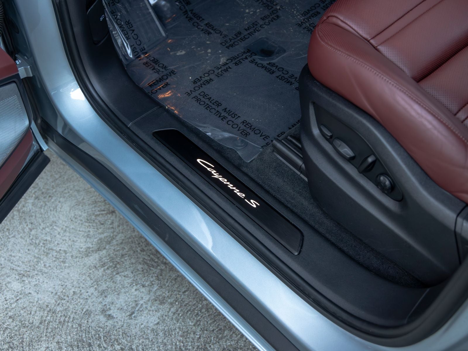 2024 Porsche Cayenne S Coupe