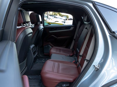 2024 Porsche Cayenne S Coupe